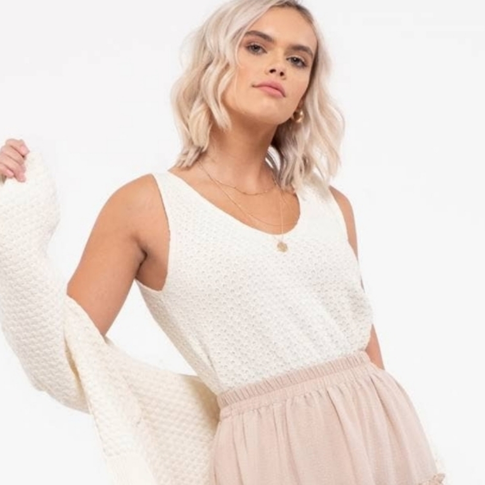 Sleeveless Sweater Top
